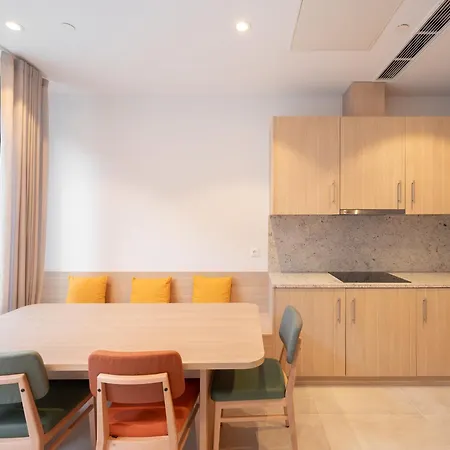 Hotel apartamentowy Stephouse Tarradellas Girona